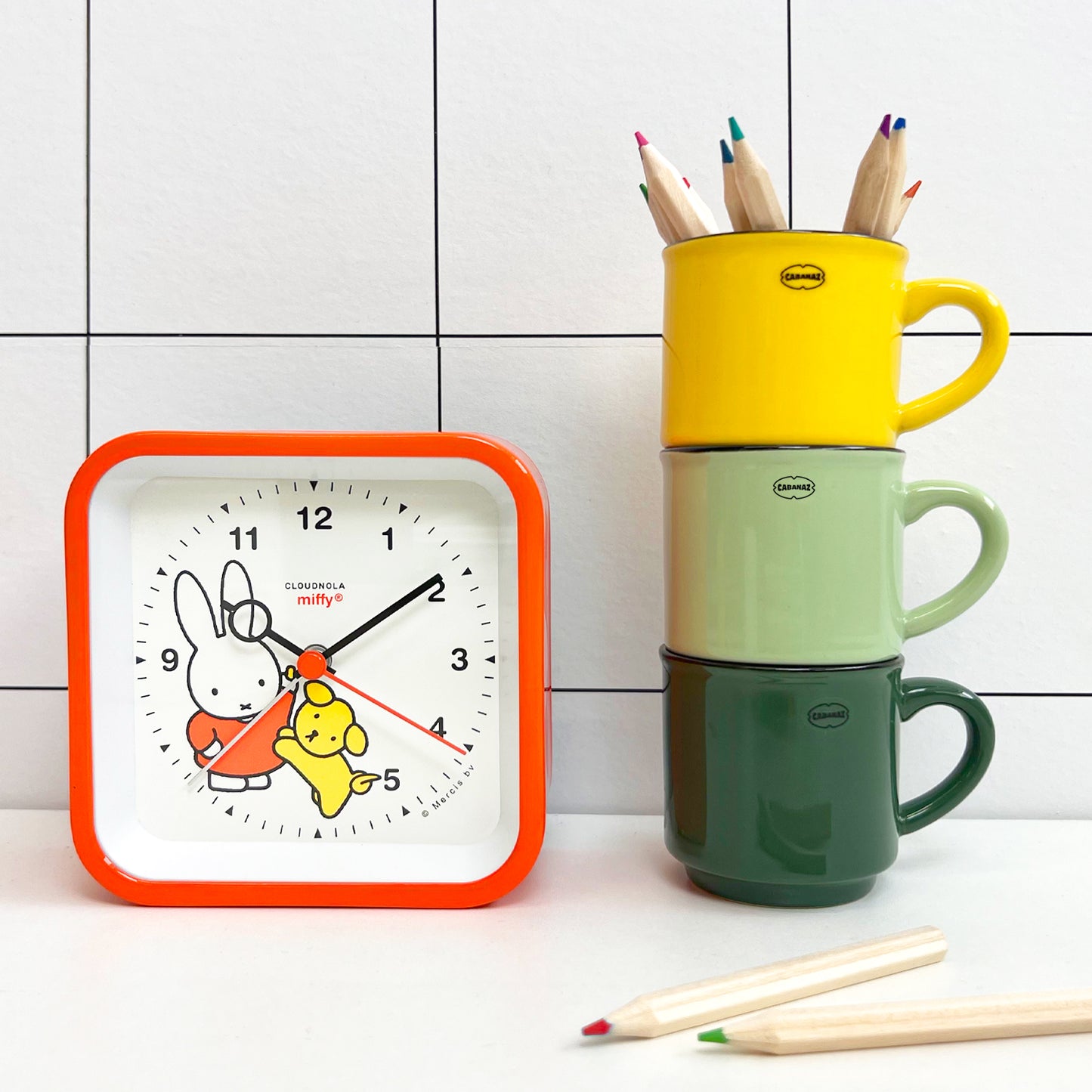 Miffy Orange Alarm Clock by Nijntje - Analog - LED Light - Snooze Function - Utrecht Heritage